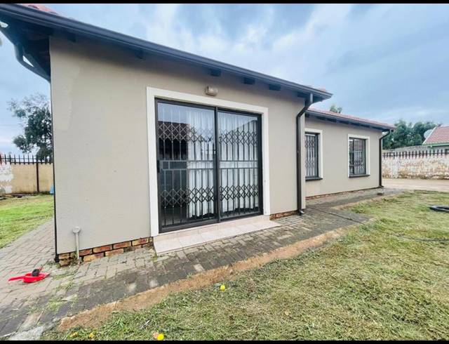 3 BEDROOM HOUSE FOR SALE IN ALLIANCE